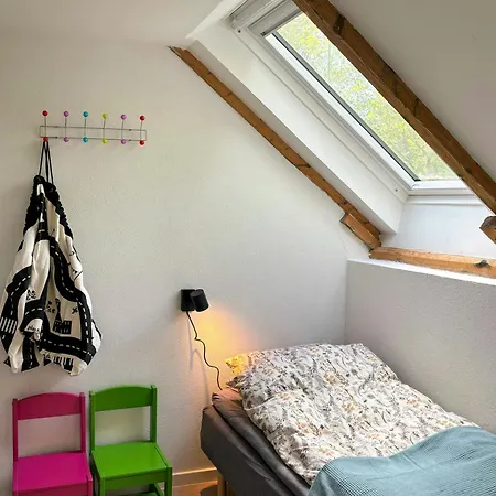Vakantiehuis Charming A-frame House Near Gudmindrup *
