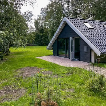 Charming A-frame House Near Gudmindrup * Højby