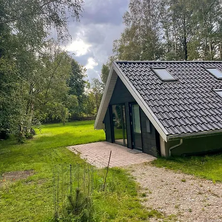 Vakantiehuis Charming A-frame House Near Gudmindrup *